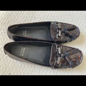 Stuart Weitzman brown crocodile look leather tasseled uppers. Size 6M​​​